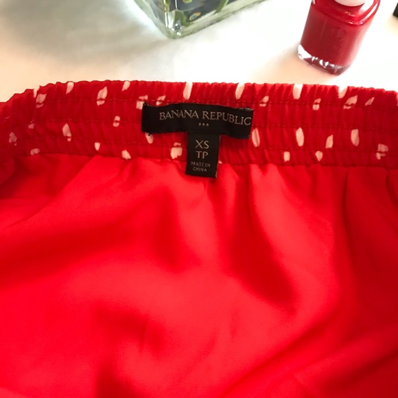 XS BANANA REPUBLIC MINI SKIRT - Picture 3 of 5